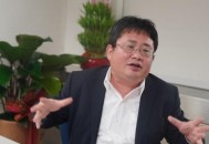 日本裔“台独”记者在台湾当众挨揍，他是谁？| 真相